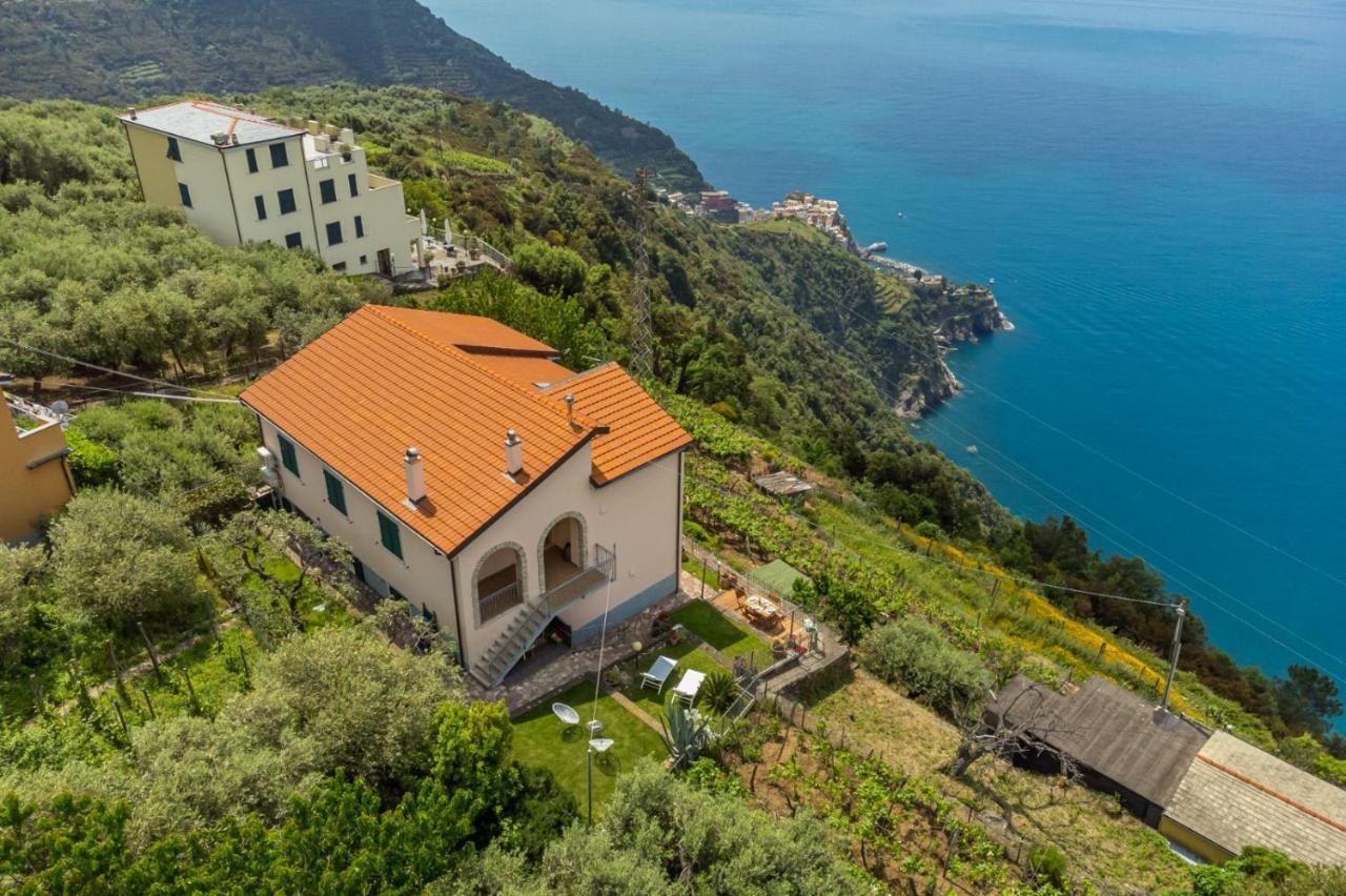 Orizzonte Damare Apartment Volastra Bagian luar foto