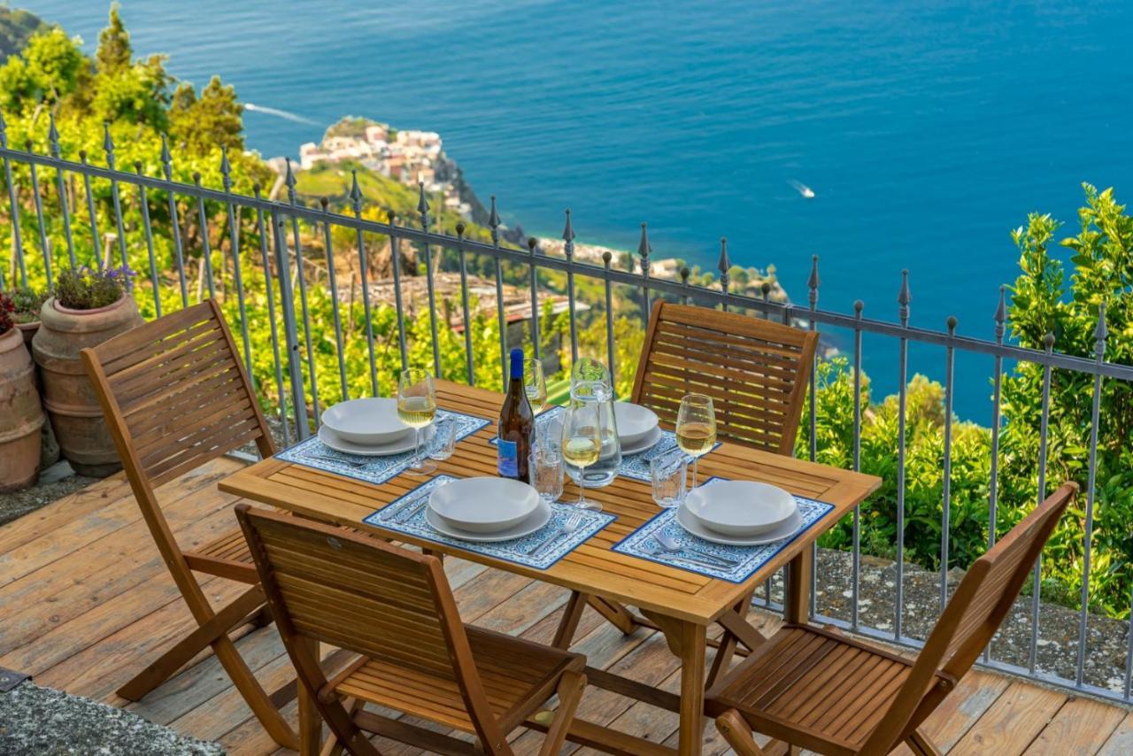 Orizzonte Damare Apartment Volastra Bagian luar foto